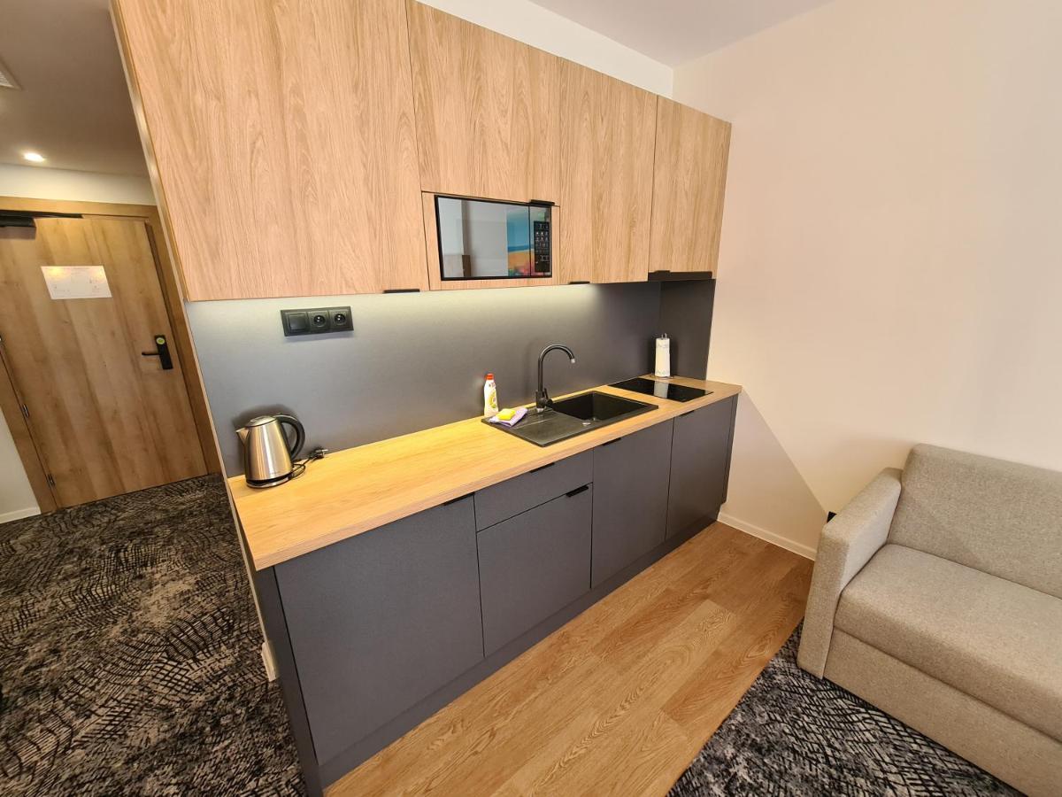 Akvamarin Besenova Apartman Apartment ภายนอก รูปภาพ